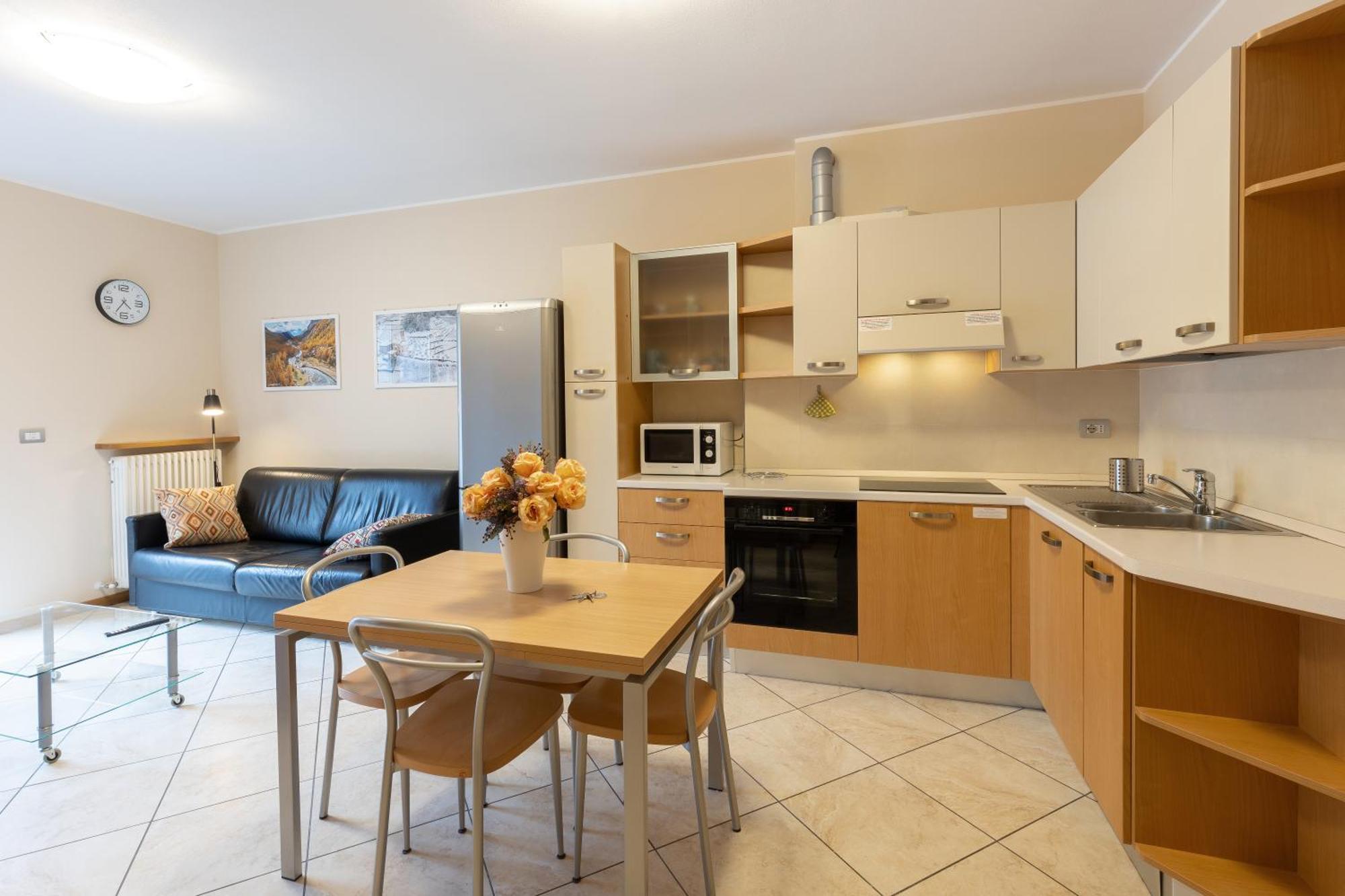 Apartamento Residenza Il Castello Sondrio Exterior foto