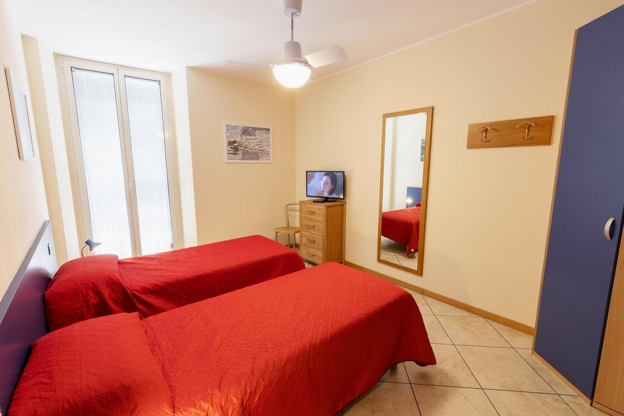 Apartamento Residenza Il Castello Sondrio Habitación foto