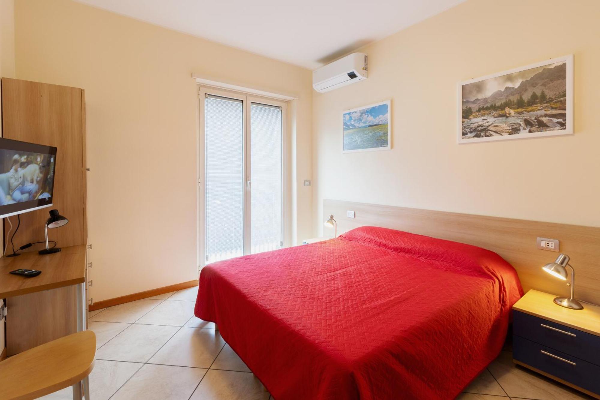 Apartamento Residenza Il Castello Sondrio Habitación foto