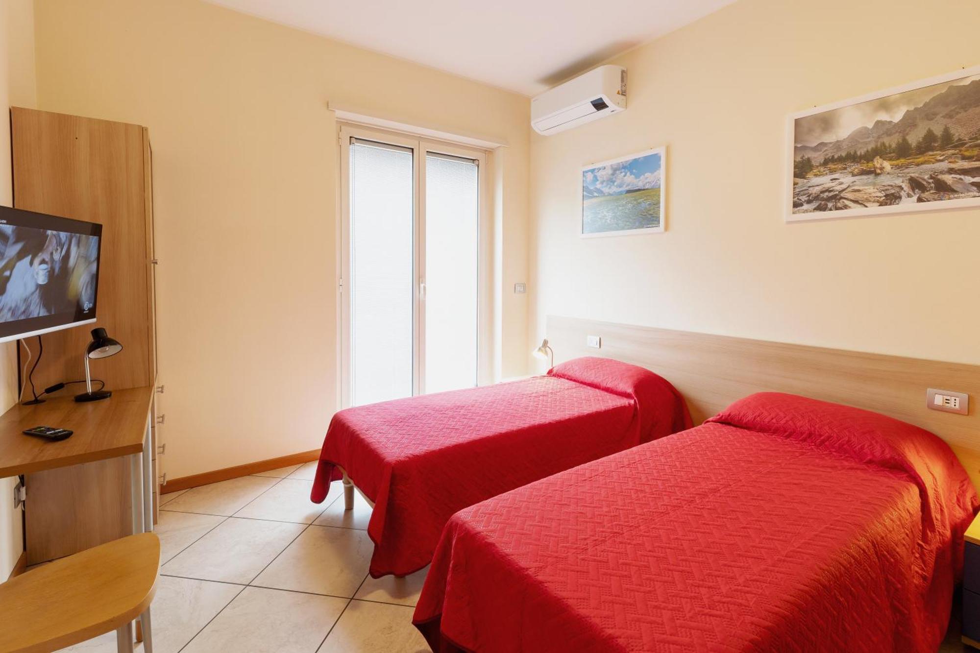 Apartamento Residenza Il Castello Sondrio Habitación foto