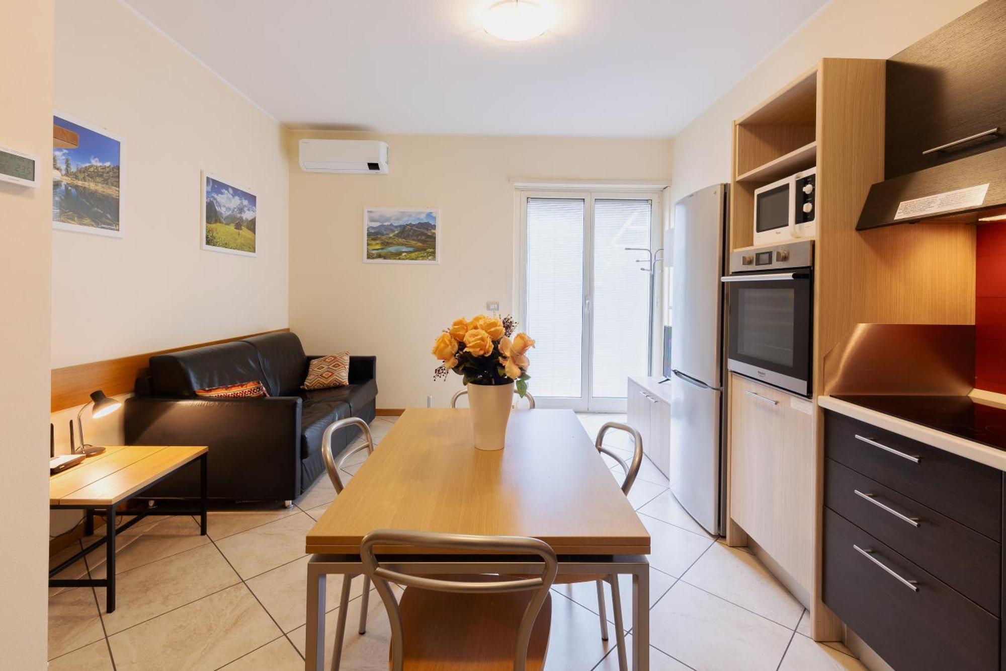 Apartamento Residenza Il Castello Sondrio Exterior foto