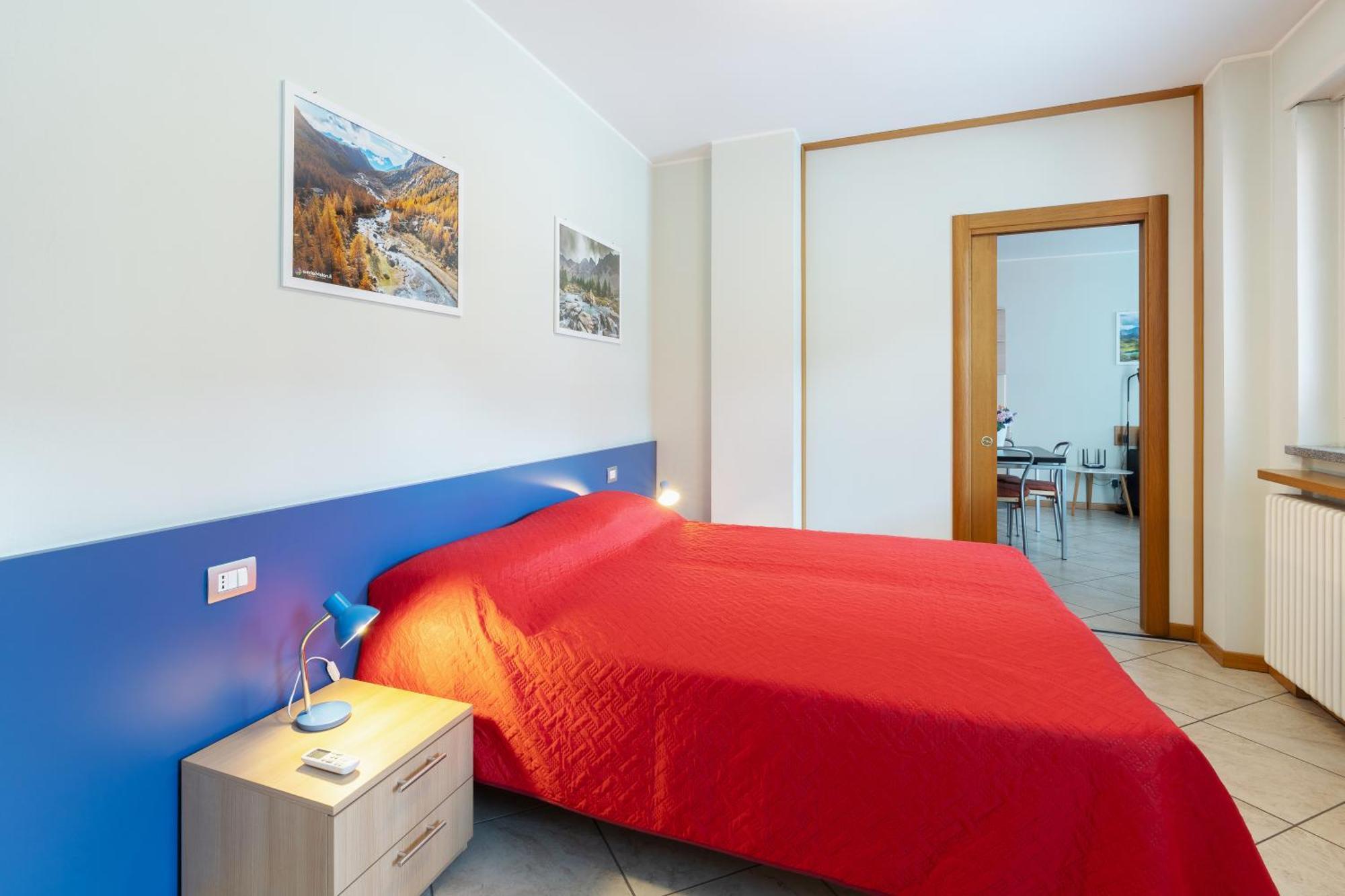 Apartamento Residenza Il Castello Sondrio Habitación foto