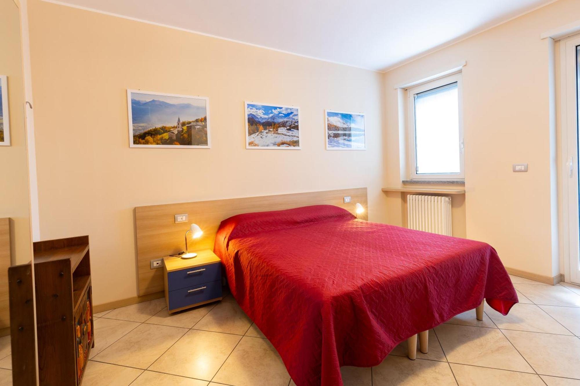 Apartamento Residenza Il Castello Sondrio Exterior foto