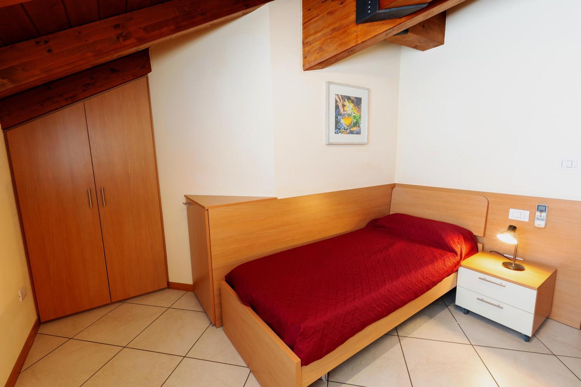 Apartamento Residenza Il Castello Sondrio Habitación foto