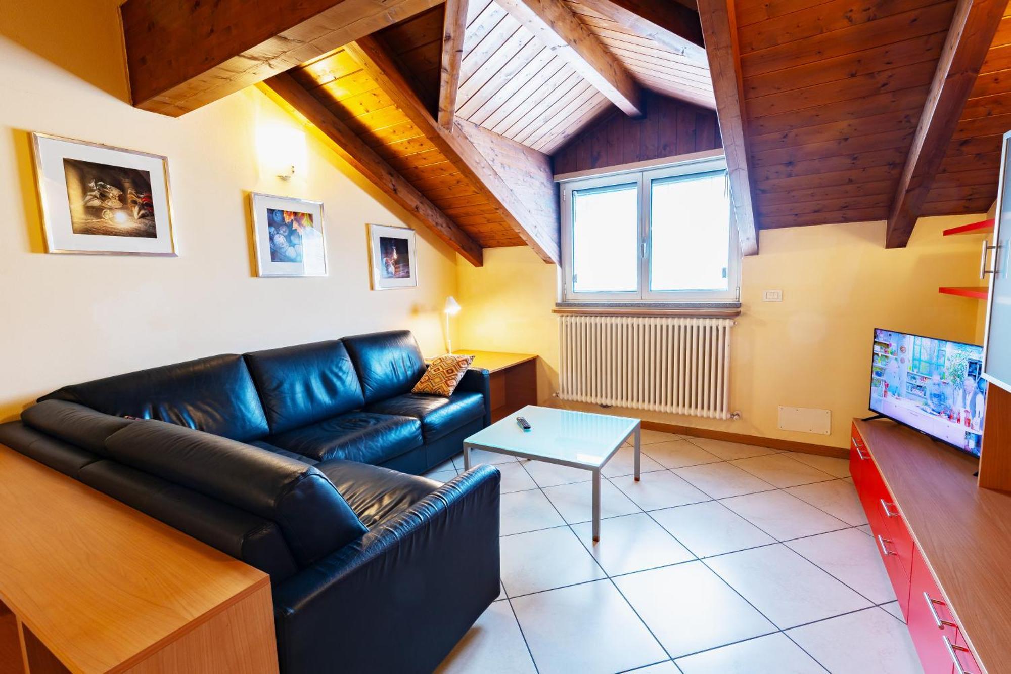 Apartamento Residenza Il Castello Sondrio Habitación foto